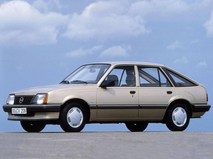  Opel Ascona CC 5-Door 1984 года  (фото 4 из 10)